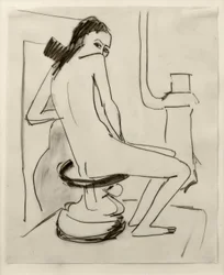 Sans titre (Marcella sur un tabouret africain sculpté avec un poêle)